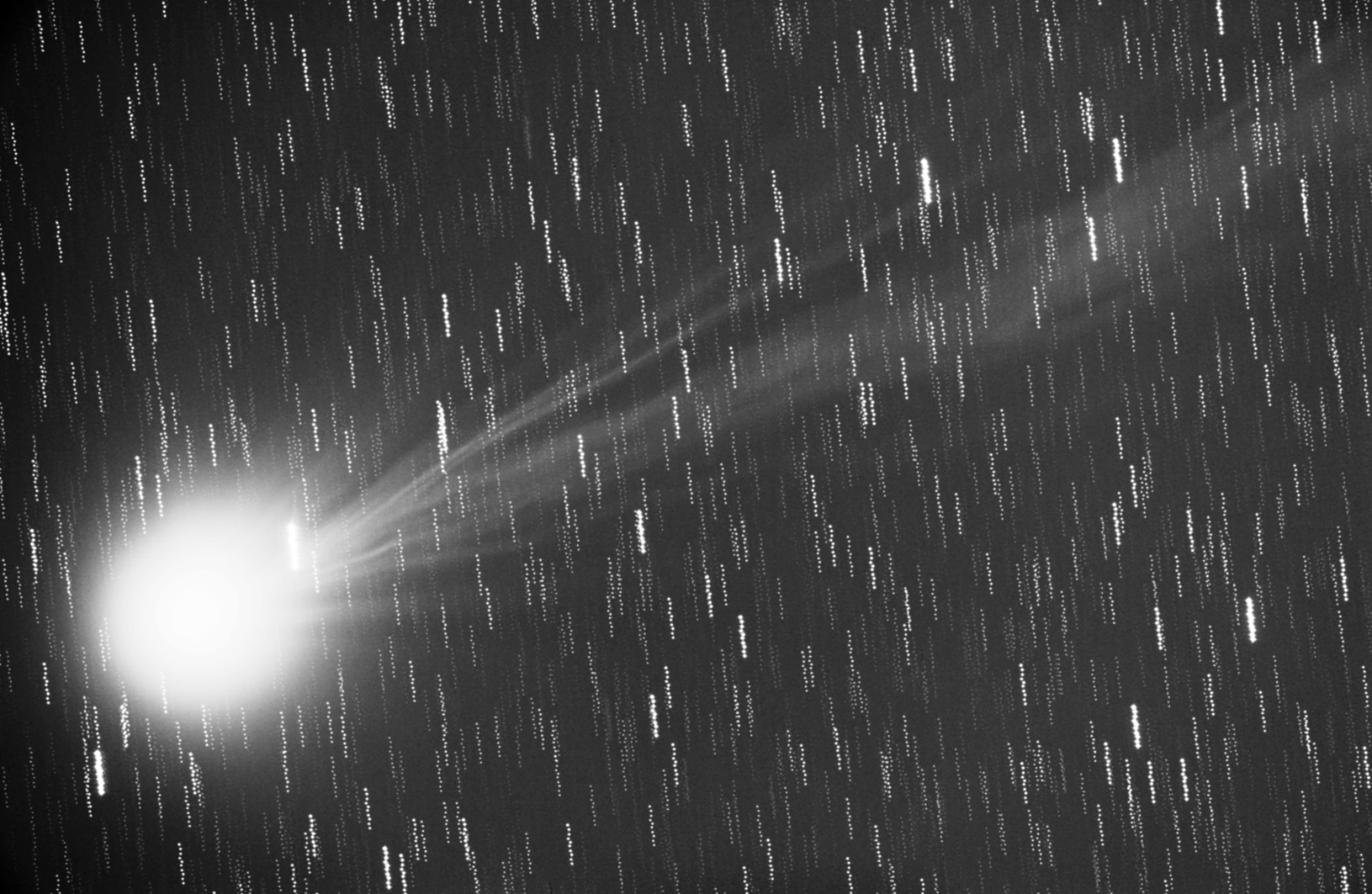 comet-L-10-avr-org-last.jpg