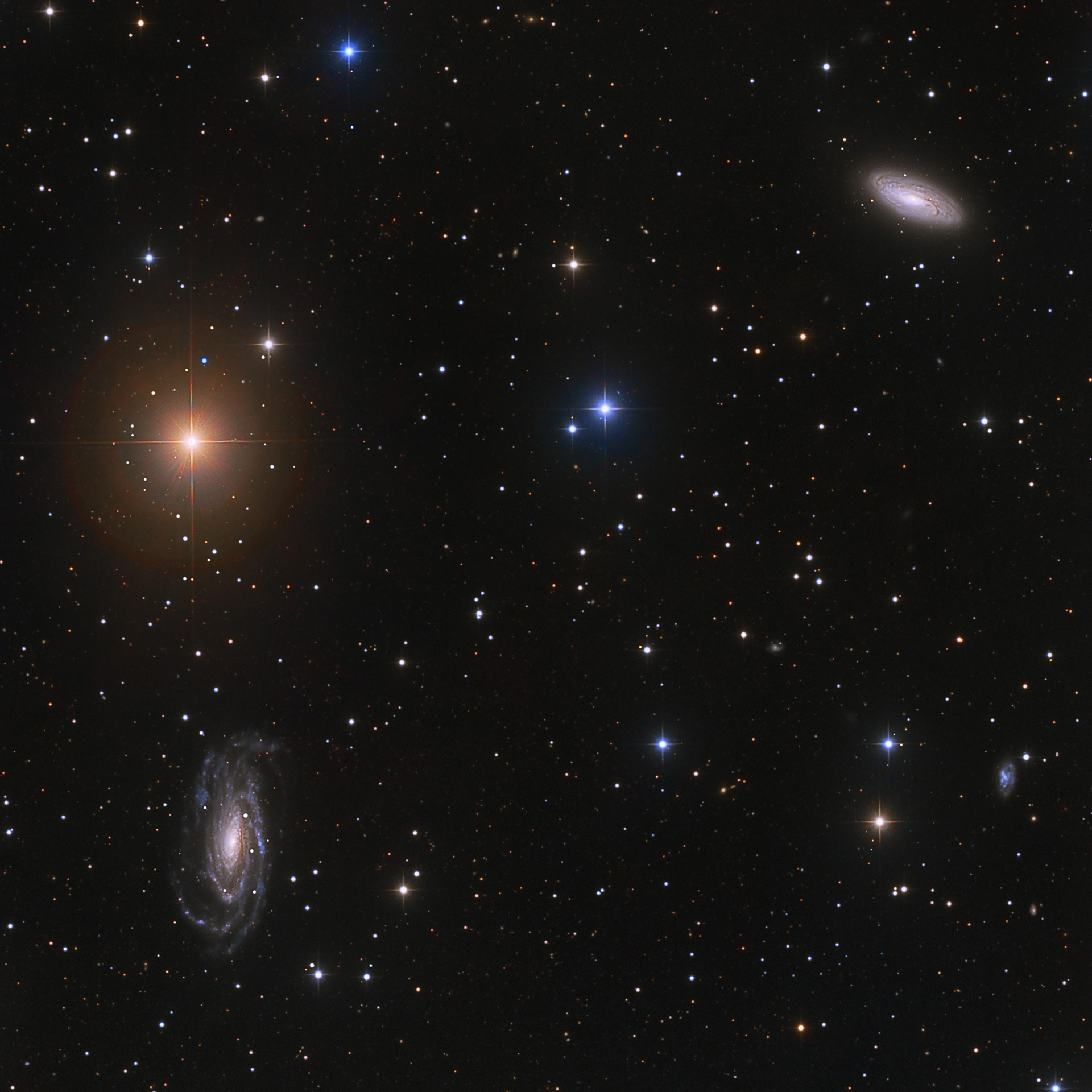 NGC5033_NGC5005_1920px_q10.jpg