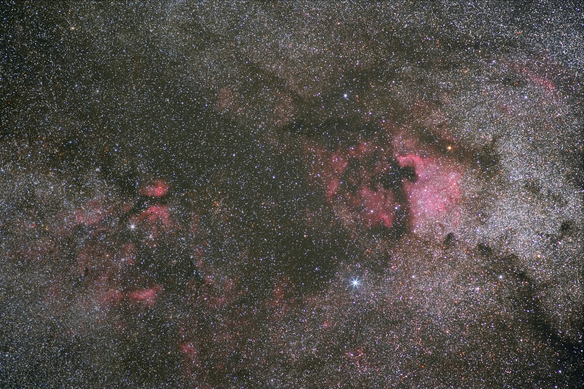 NGC7000_sygniweb.jpg