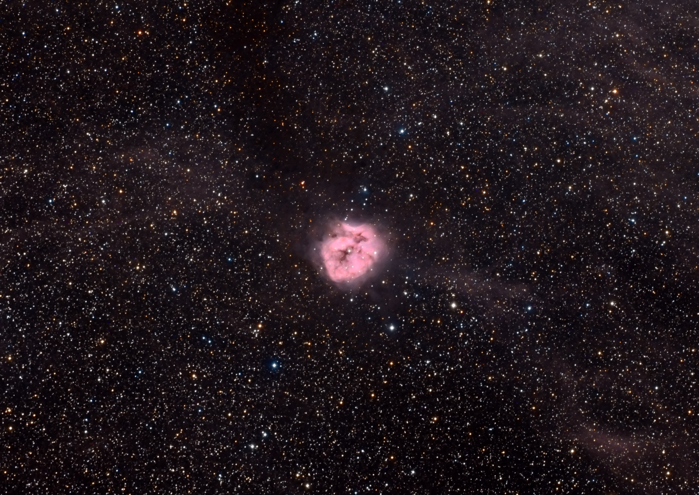 IC5146HaLRGB05-star2.jpg