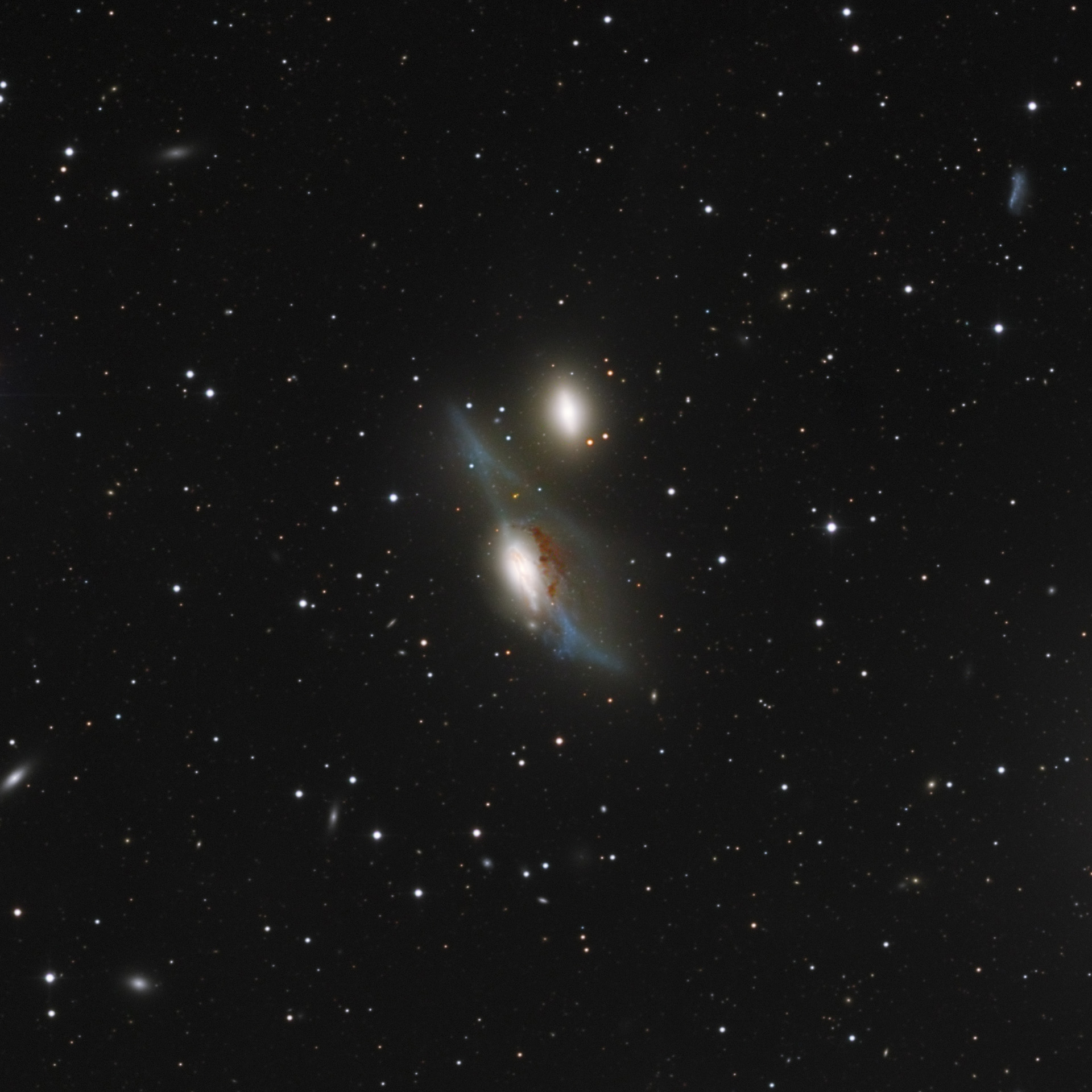 NGC4438_Eyes_Galaxy_crop_1920px_q10.jpg