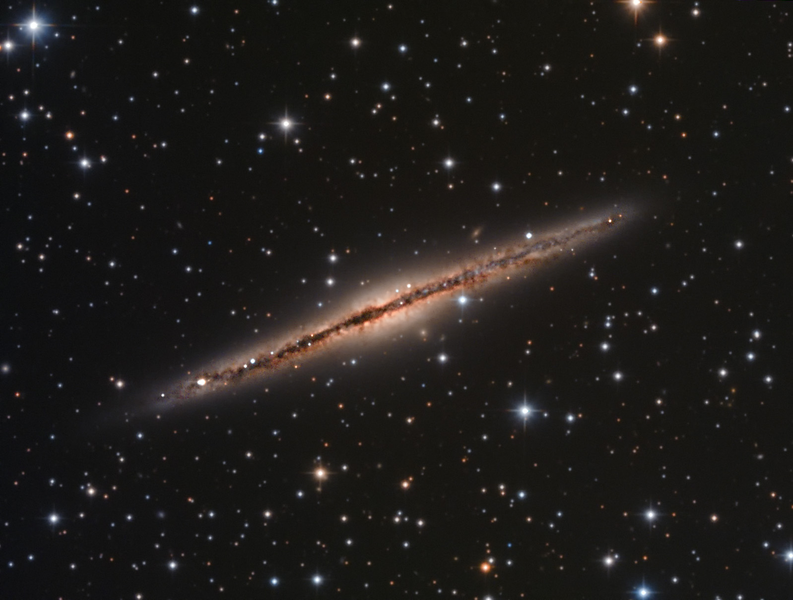 NGC891_20170124-25_HSDO_FDK470_QSi683WS_L-400sX22_RGB-400sX4+300sX6each.jpg
