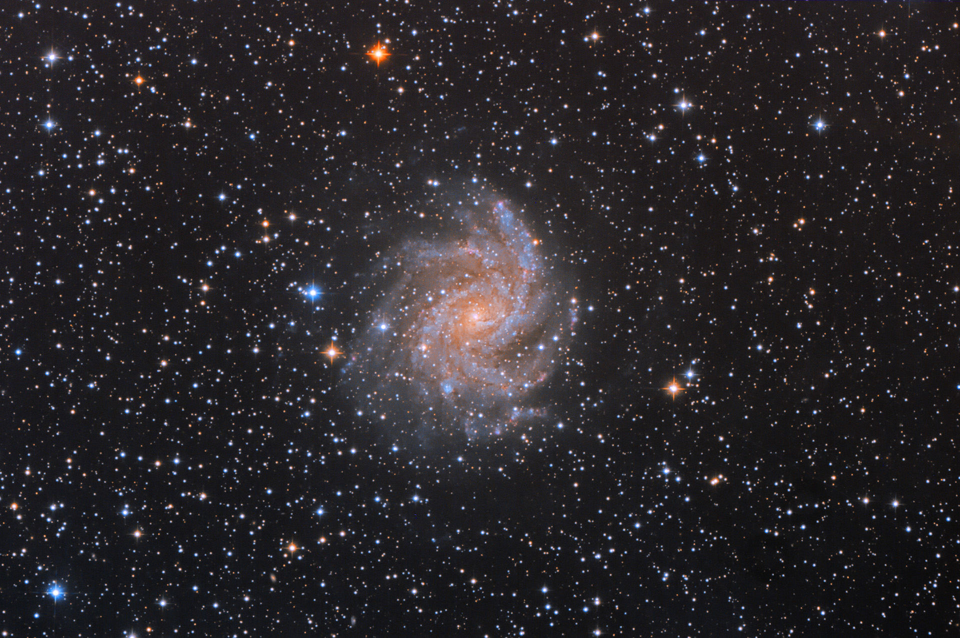 NGC6946_SN2017eaw_2017_05_26-28_FDK470_Astro6D_ISO1600_10mX20_1920.jpg